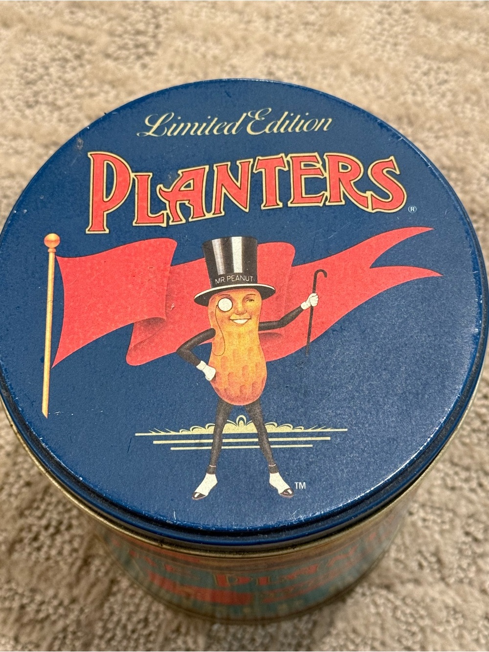 Vintage The Planters Peanuts Mixed Nuts Tin Pennant Brand - 1989 - 6.5” Tall